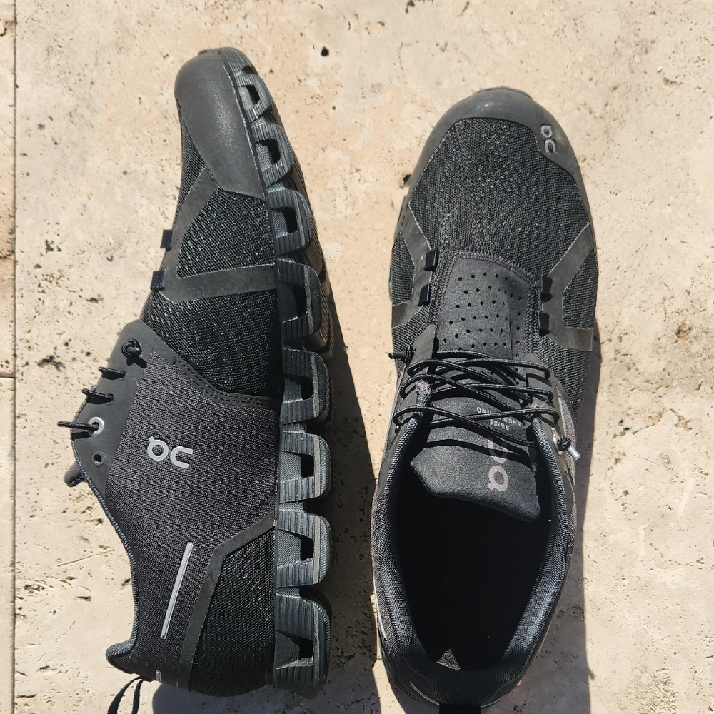 On Running Men's Black Athletic Shoes